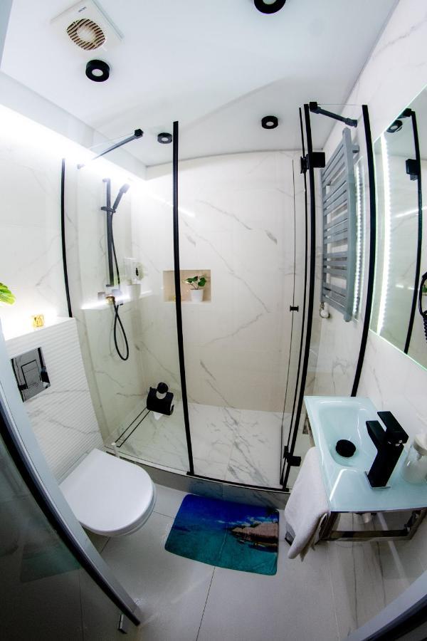 Jacuzzi Apartment Zen Krasków Εξωτερικό φωτογραφία
