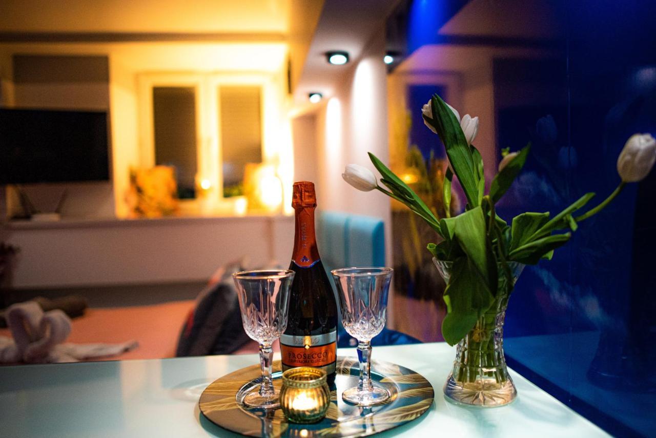 Jacuzzi Apartment Zen Krasków Εξωτερικό φωτογραφία