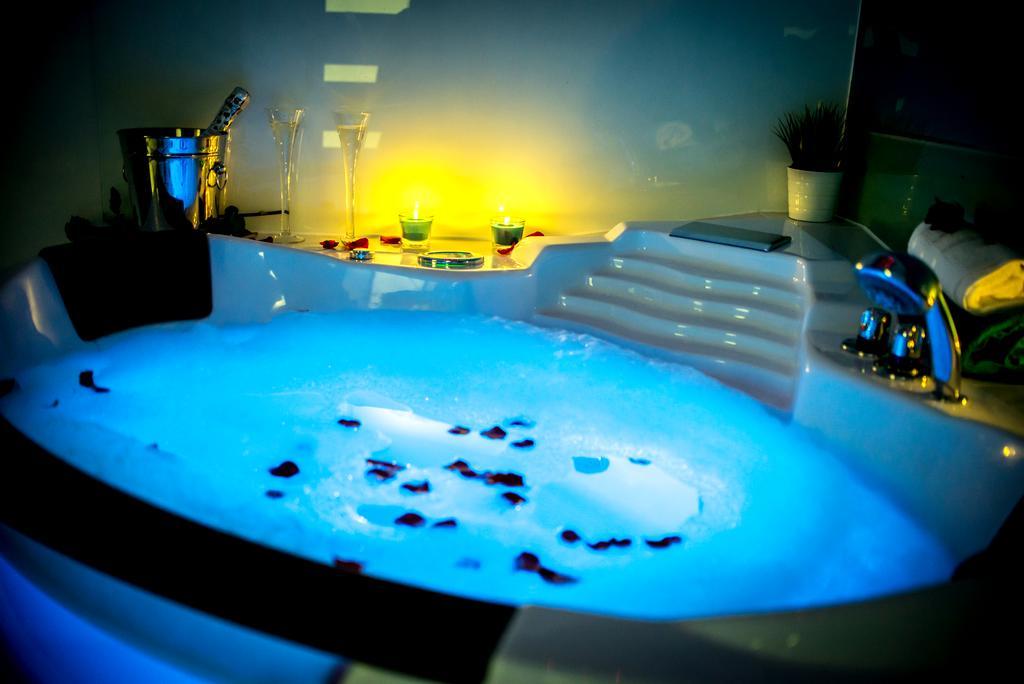 Jacuzzi Apartment Zen Krasków Εξωτερικό φωτογραφία