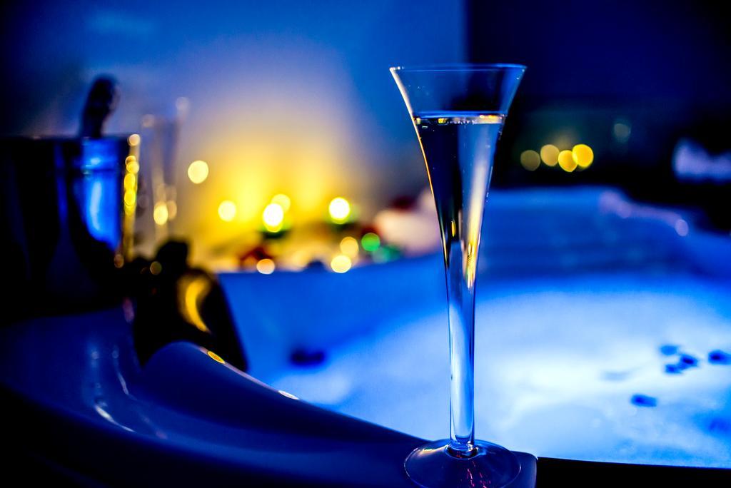 Jacuzzi Apartment Zen Krasków Εξωτερικό φωτογραφία